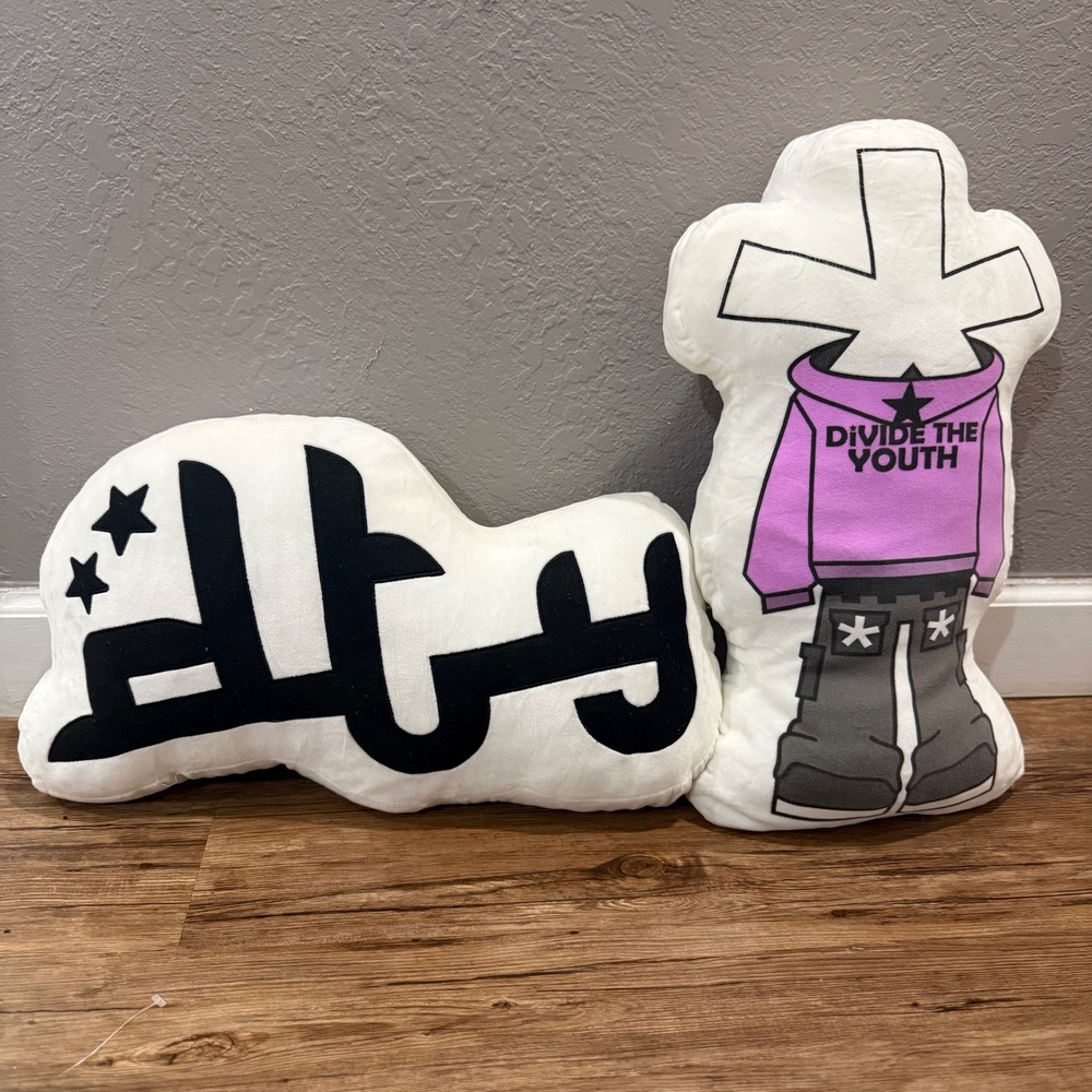 Divide The Youth DTY Pillow‎ Set Plush Cross Logo Black Rare Decor '24 Mini Drop